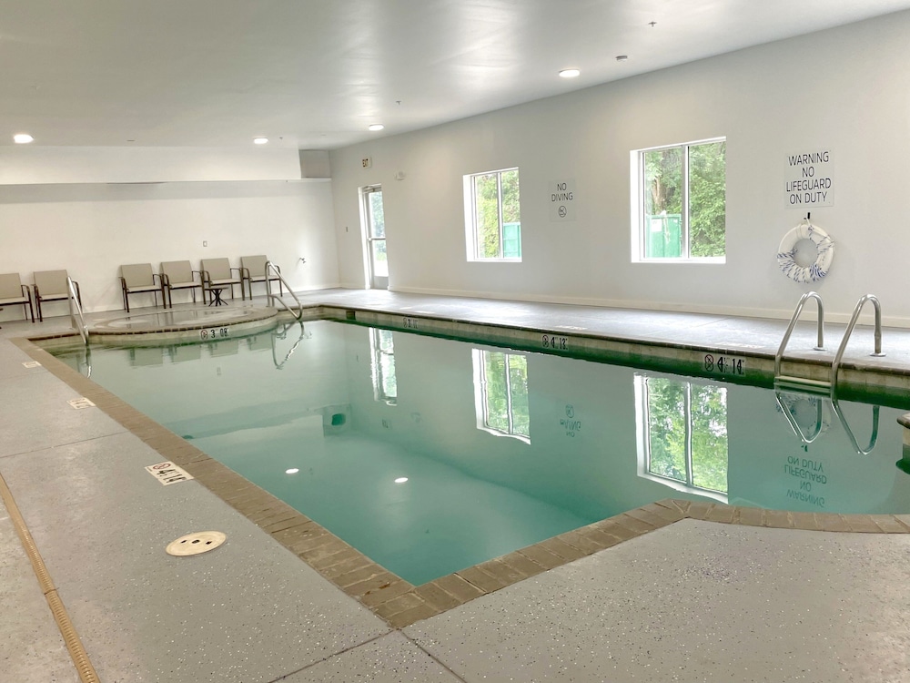holiday inn express hotel and suites topeka north by ihg