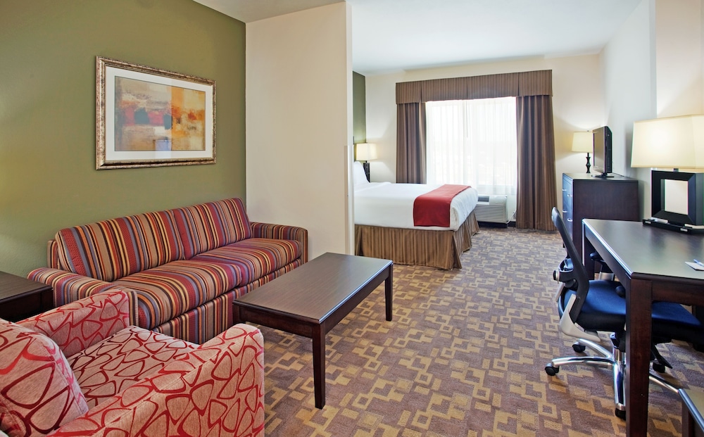 holiday inn express hotel and suites topeka north by ihg