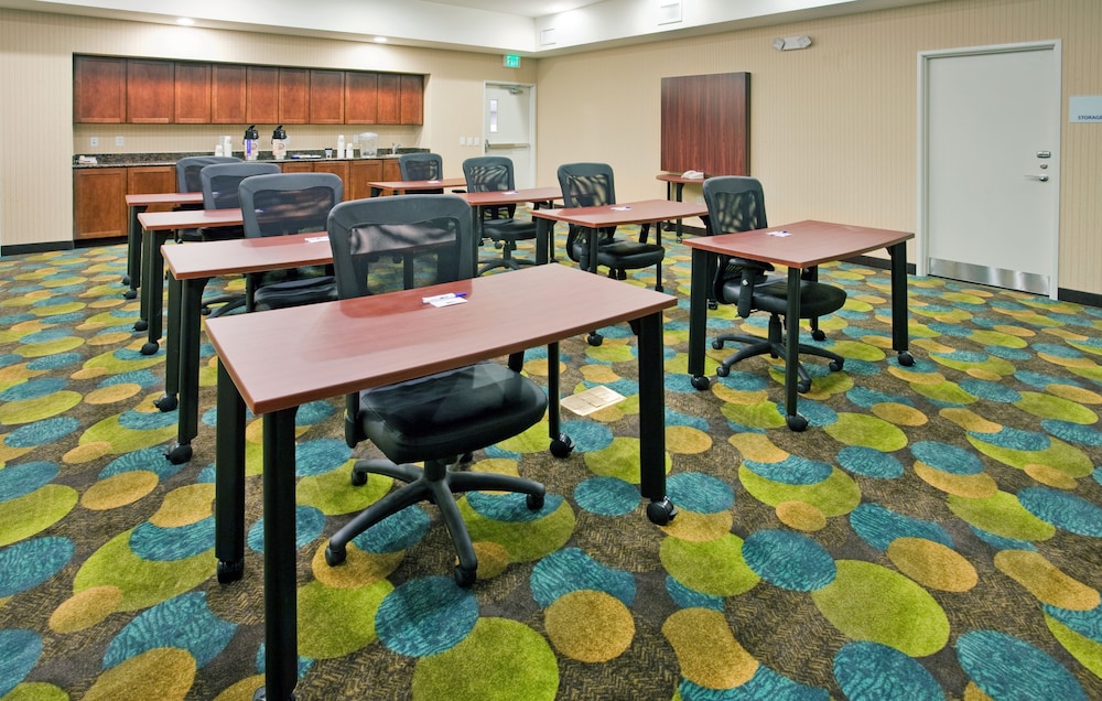 holiday inn express hotel and suites topeka north by ihg