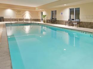 holiday inn express hotel and suites topeka north by ihg