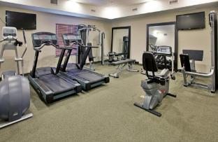 holiday inn express hotel and suites topeka north by ihg