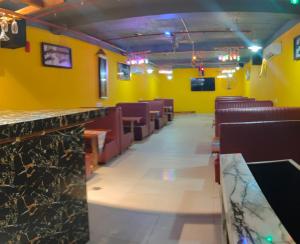 modest rooms by libra