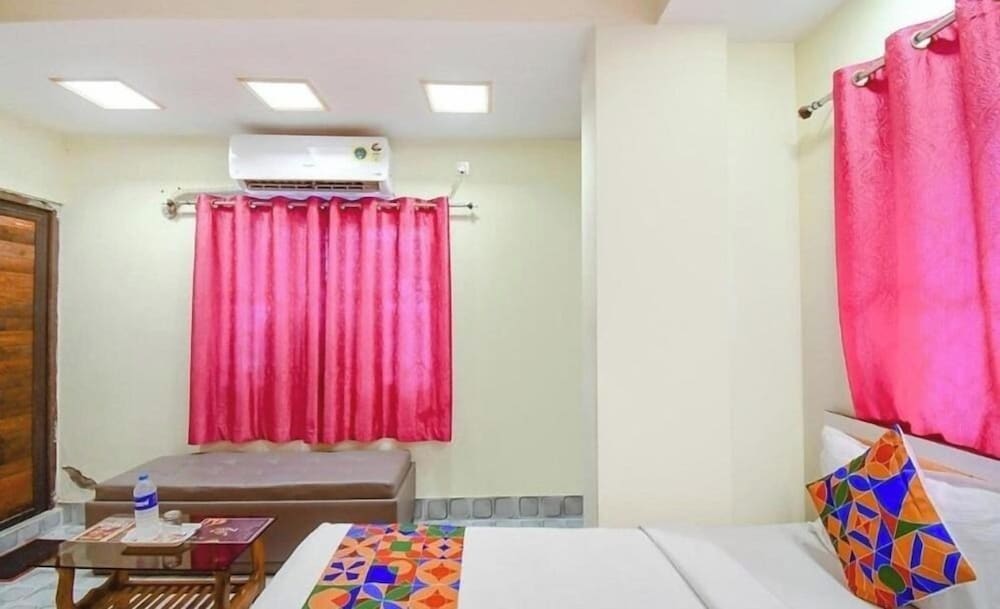 hotel new om shanti international