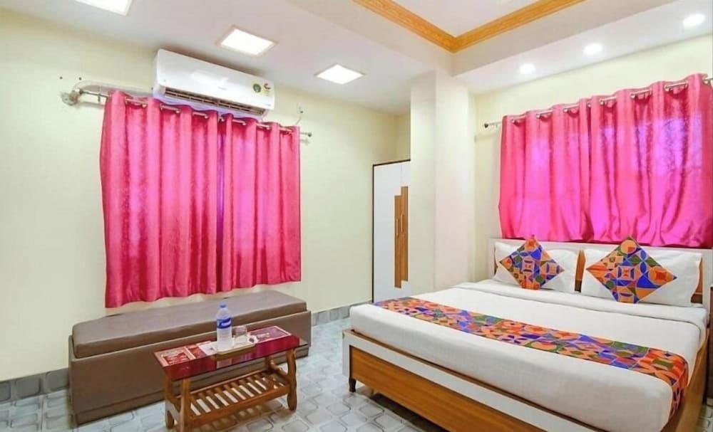 hotel new om shanti international