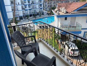 mariana by the pool benaulim