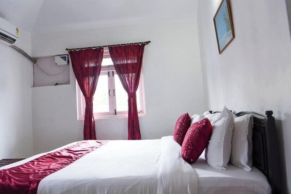 mariana by the pool benaulim