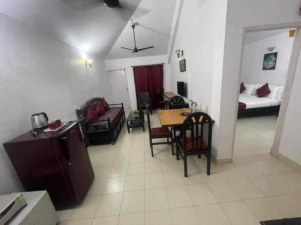 mariana by the pool benaulim