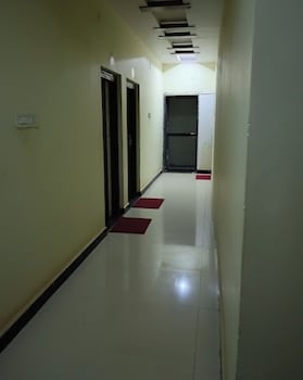 hotel mayur guest house