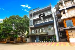 townhouse oak iskcon temple rohini