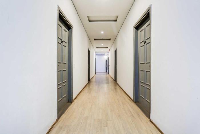 townhouse oak iskcon temple rohini