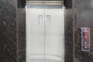 townhouse oak vasundra nagar