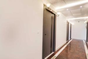 hotel o lucknow emerald mall