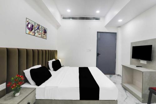 Hotel O Quila Road,,4 star