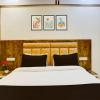 townhouse oak rohtak mansarovar park
