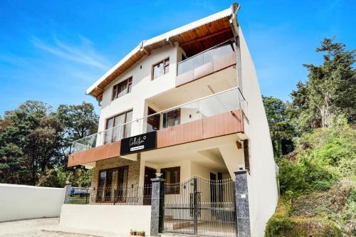 hotel o mall road nainital