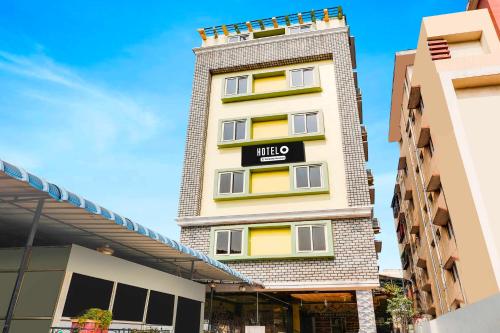 Hotel O Railway Colony Bus Terminal,,4 star