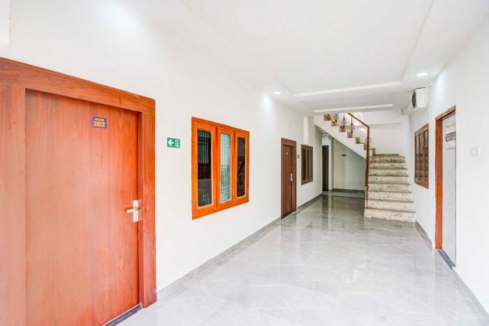 hotel o emerald mall lucknow