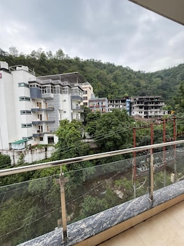 hotel shiv palace