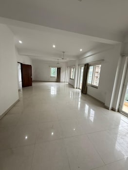 hotel shiv palace