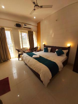 hotel shiv palace