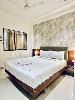 hotel staybird cove kharadi