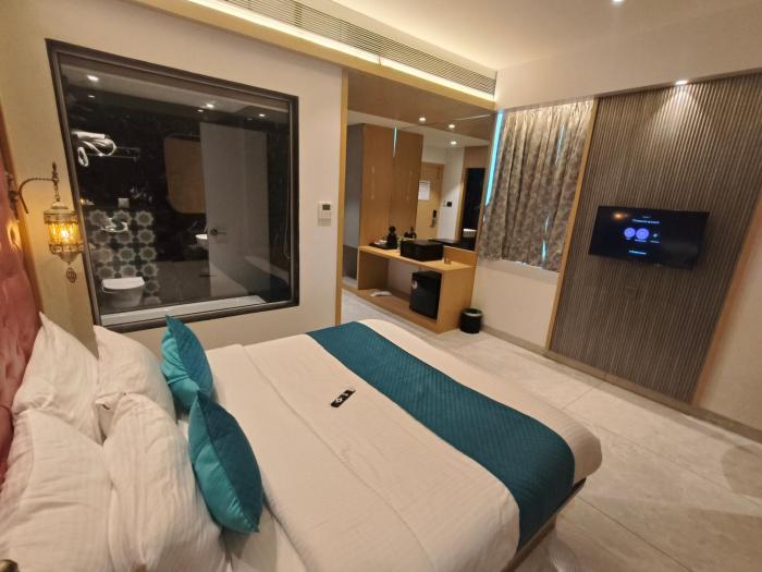 hotel ocean residency thane west