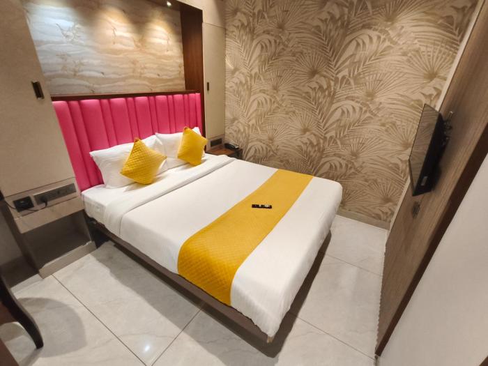 hotel ocean residency thane west