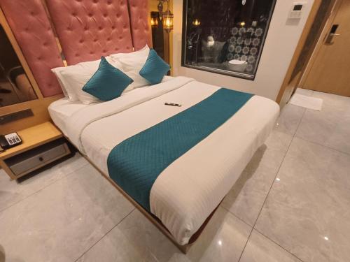 hotel ocean residency thane west