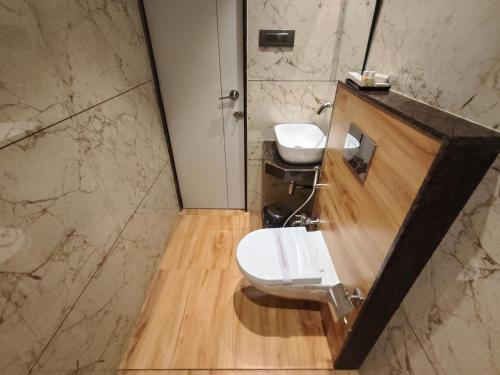 hotel ocean residency thane west