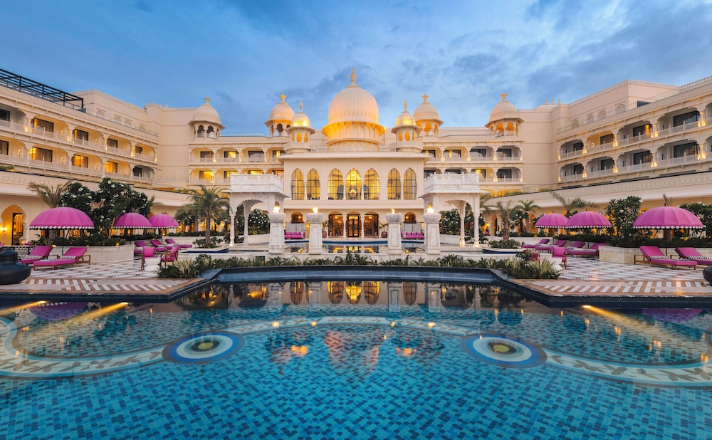 fairmont udaipur palace