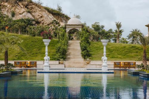 fairmont udaipur palace