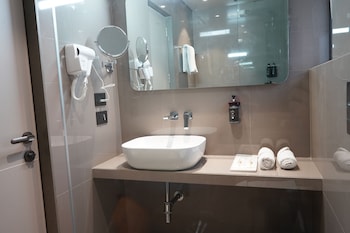 hotel the sankalp retreat