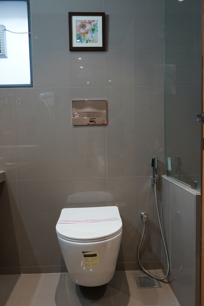 hotel the sankalp retreat