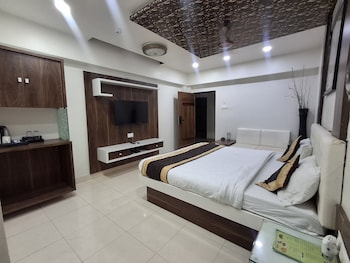 hotel the sankalp retreat