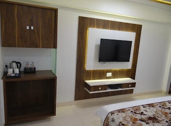 hotel the sankalp retreat