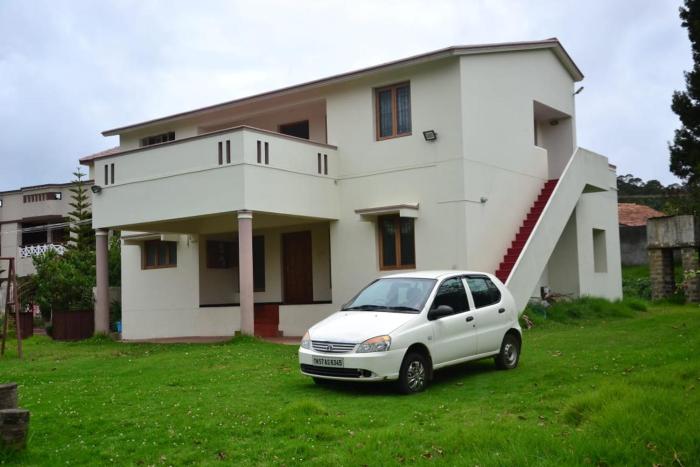 caron niron two bedroom villa