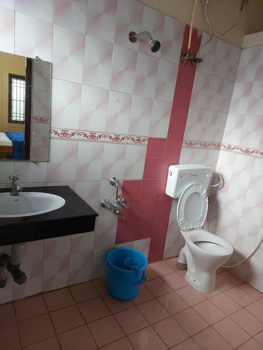 caron niron two bedroom villa