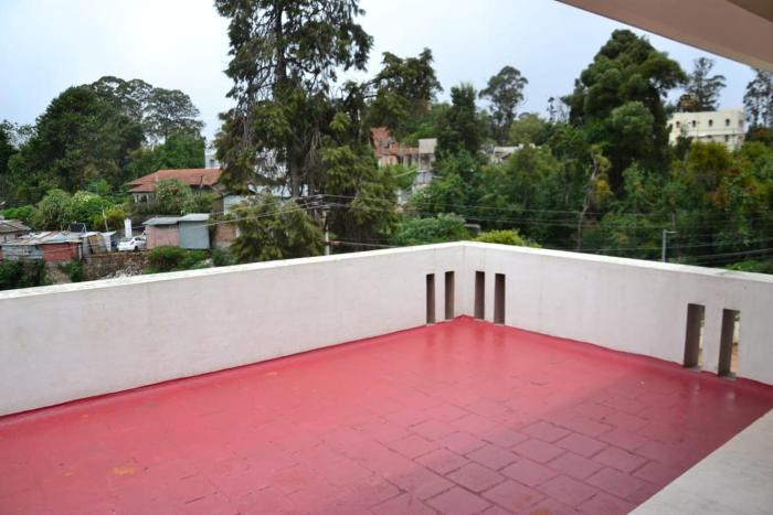 caron niron two bedroom villa