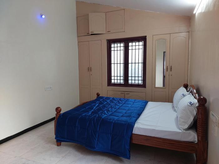 caron niron two bedroom villa