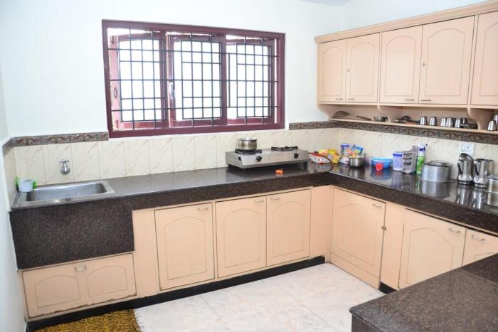 caron niron two bedroom villa