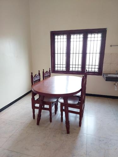 caron niron two bedroom villa