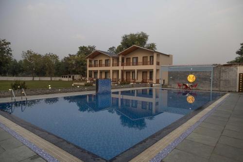 Milestone Resort,,2 star