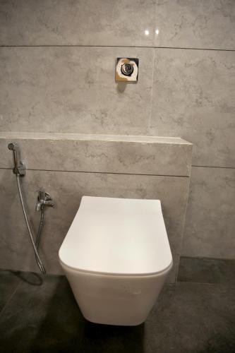 The Grand Shiva,,2 star