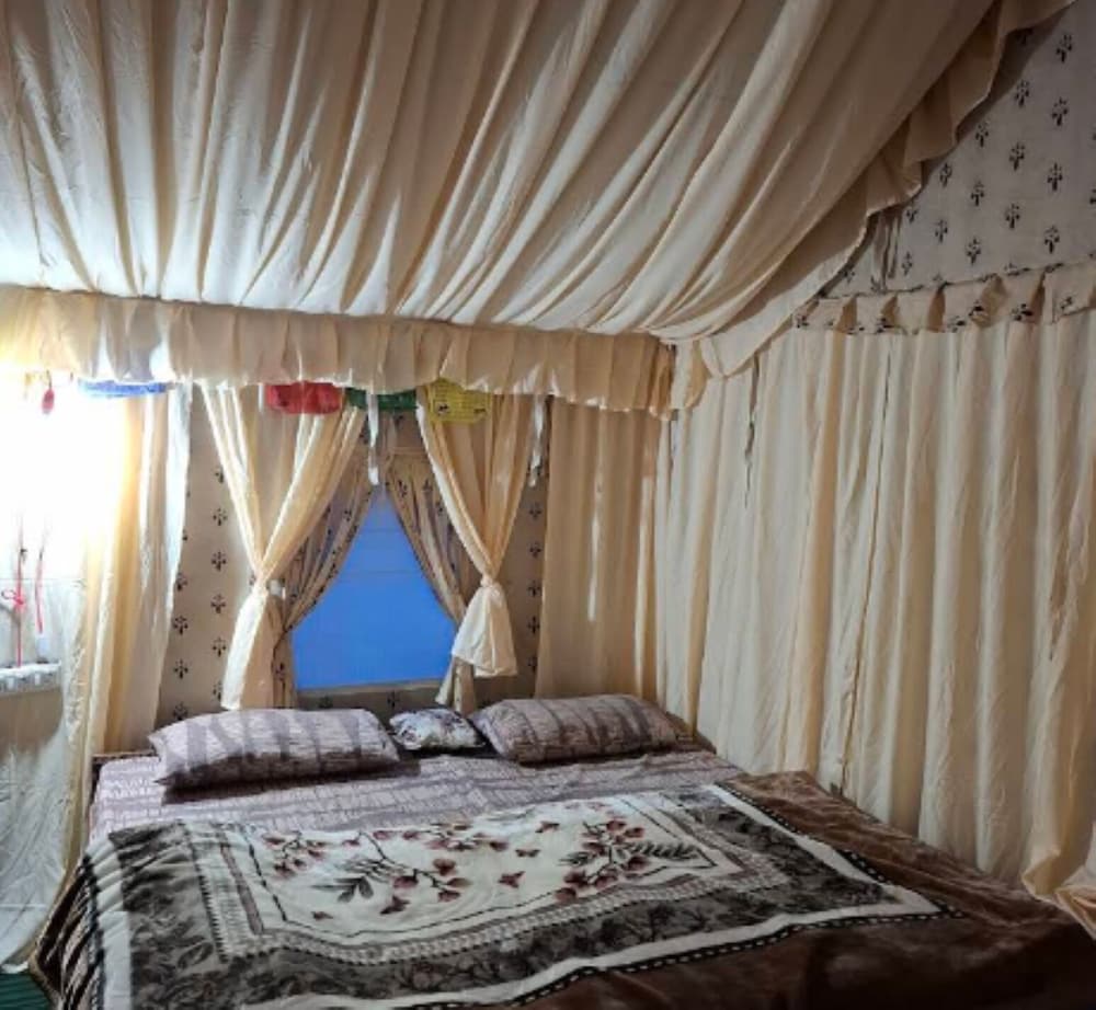 rudraksh valley camp