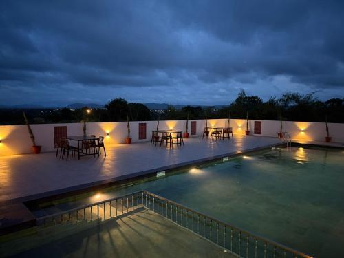 Leopard Hill Resort - Bandipur,,3 star
