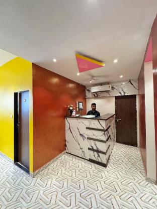 Hotel Rishi Palace,,2 star