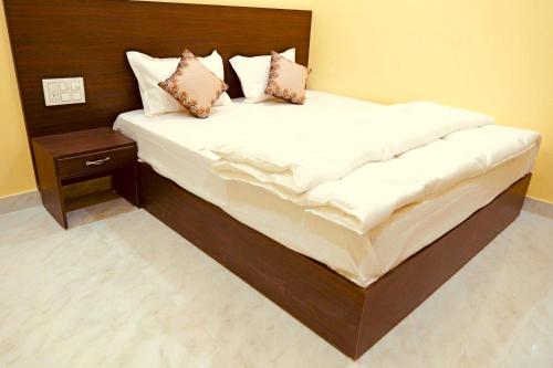 Hotel The Ram Krishna,,3 star