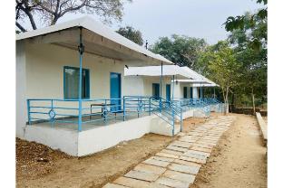 kumbhal van resort unit of chandraprabha
