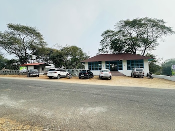 kumbhal van resort unit of chandraprabha