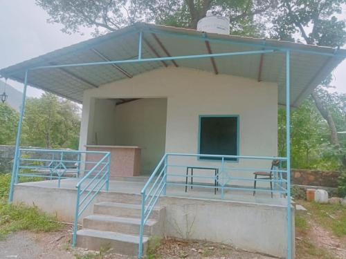 kumbhal van resort unit of chandraprabha